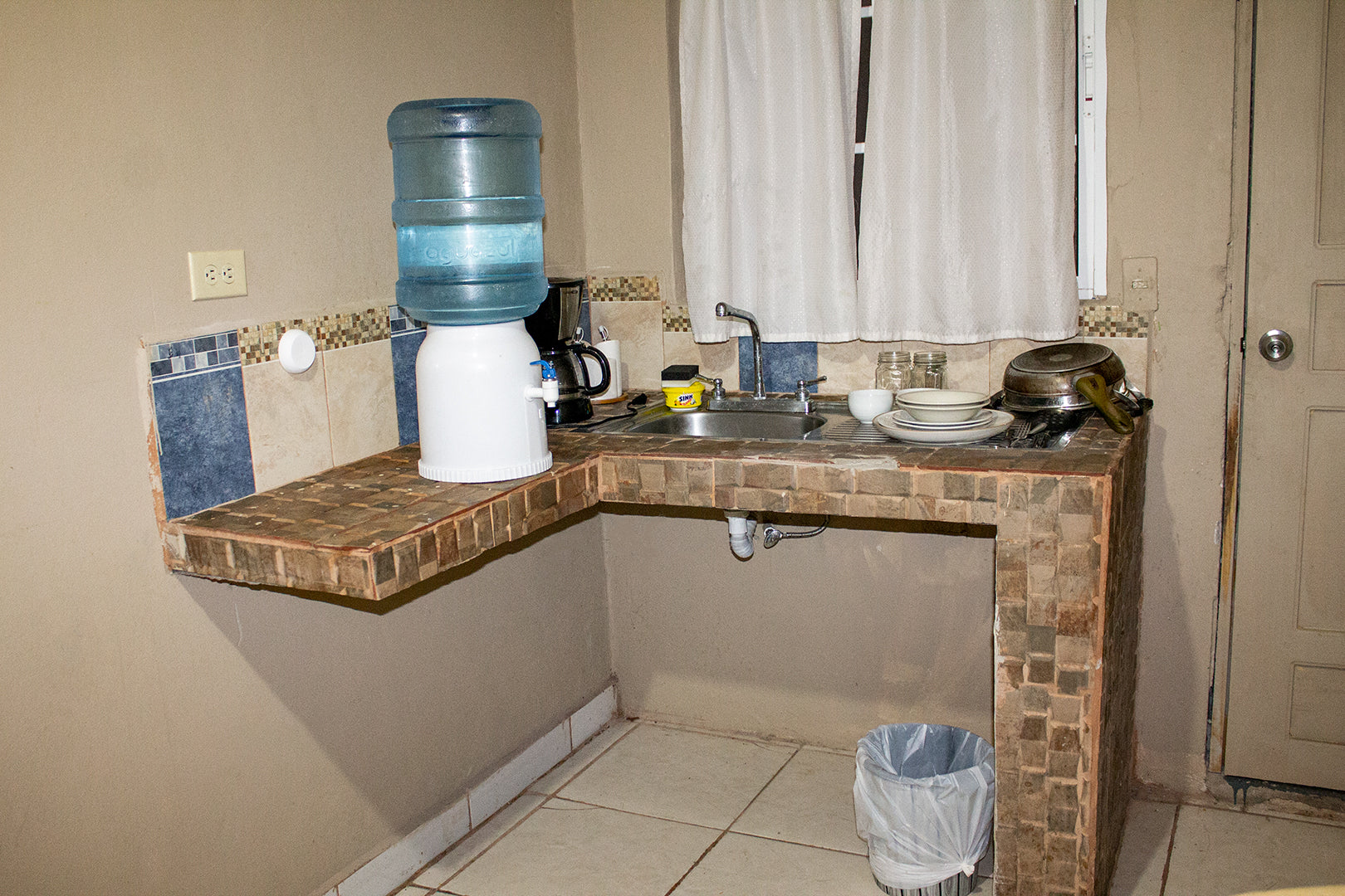 Hermosa Suite, Centrica, Independiente, Parqueo # 1