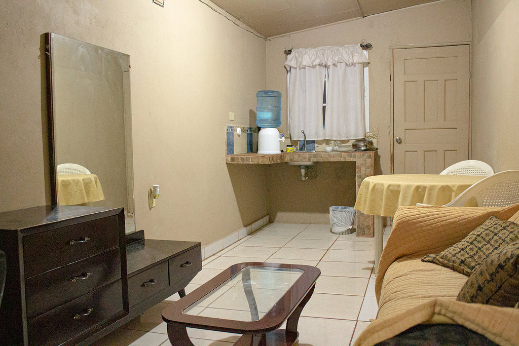 Hermosa Suite, Centrica, Independiente, Parqueo # 1