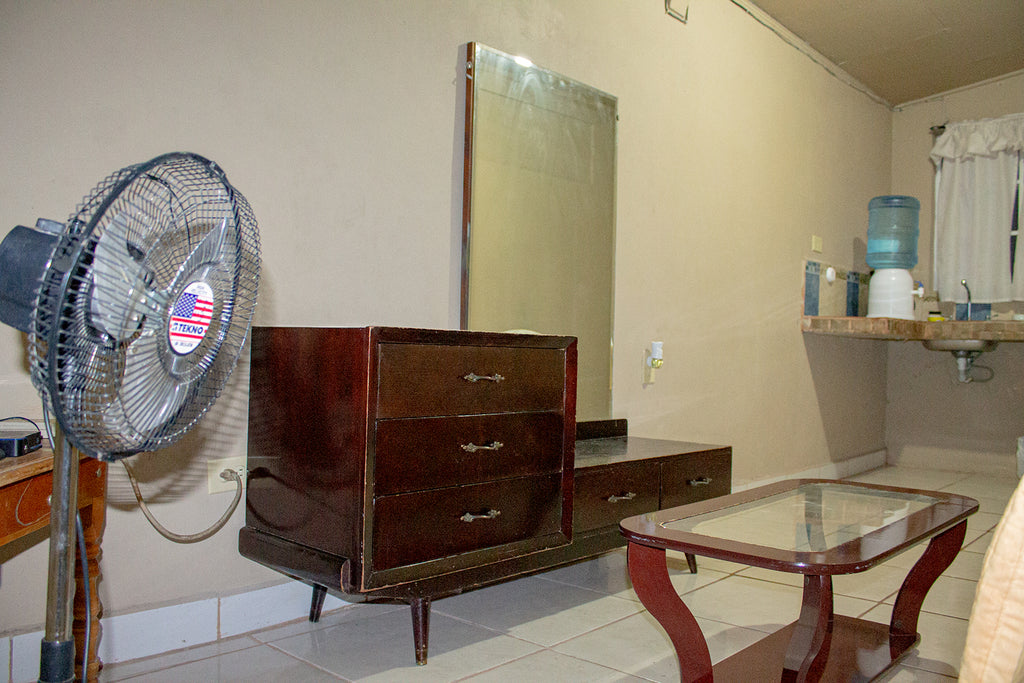 Hermosa Suite, Centrica, Independiente, Parqueo # 1