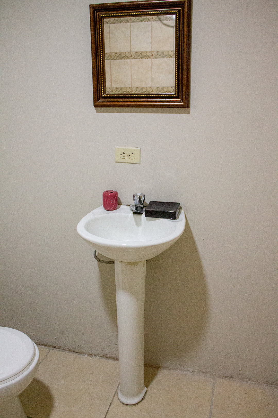 Hermosa Suite, Centrica, Independiente, Parqueo # 1