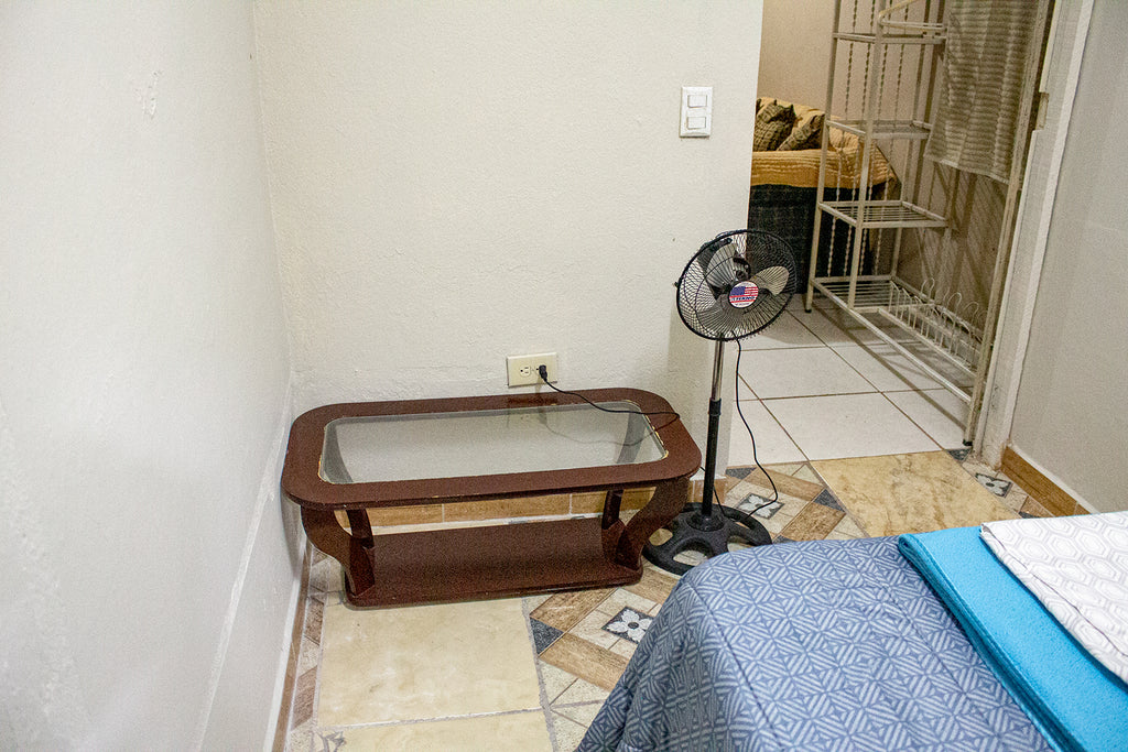 Hermosa Suite, Centrica, Independiente, Parqueo # 1