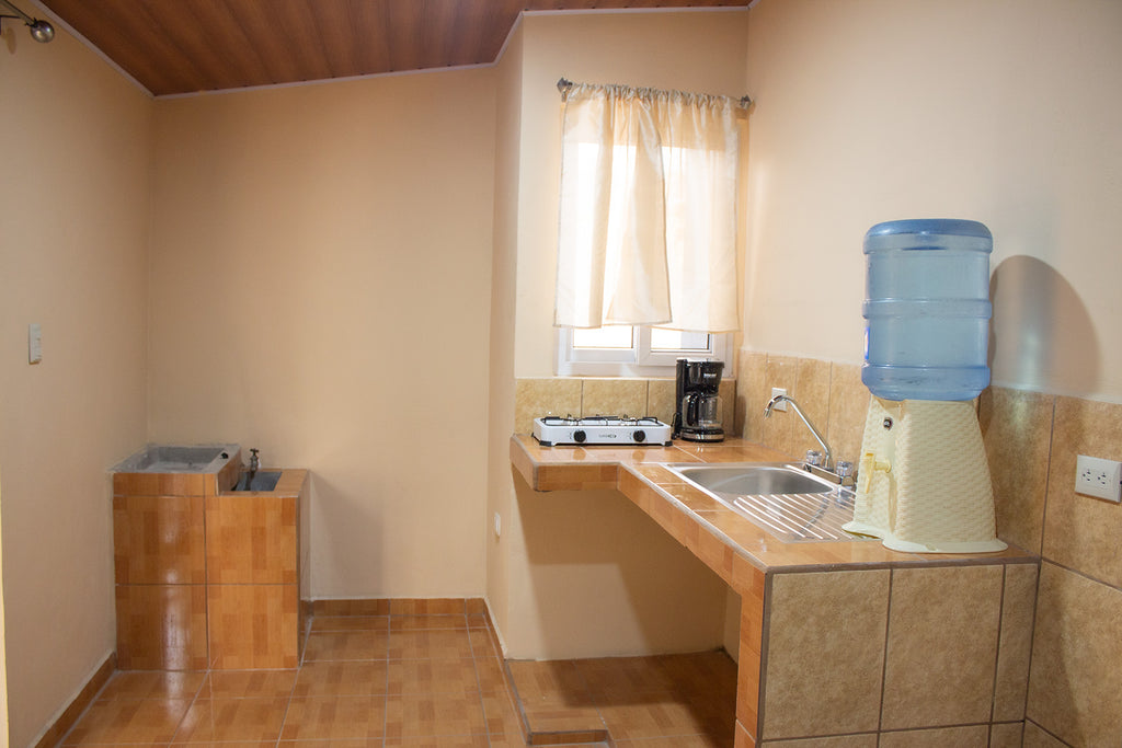 Modern, Safe, and Centrally Located New Apartment #6