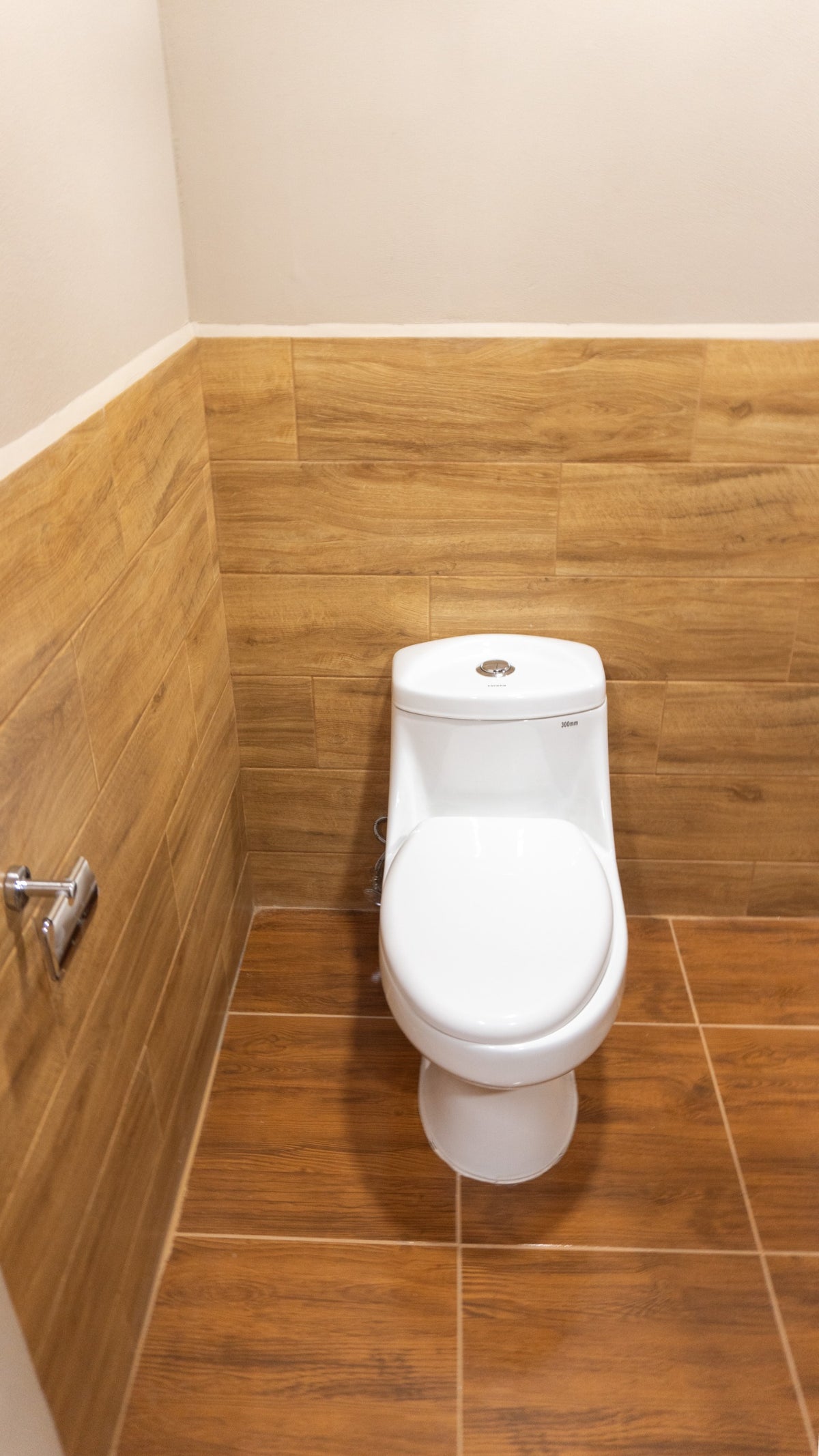 Moderno, Nuevo Y Lujoso Apartamento de 1 Habitación