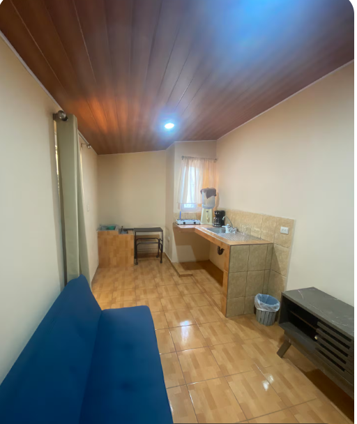 Modern, Safe, and Centrally Located New Apartment #6